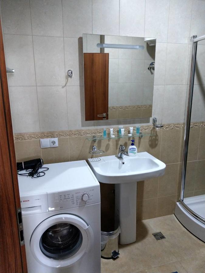 באטומי Apartment On Rustaveli 17 מראה חיצוני תמונה