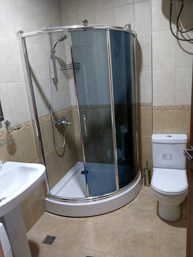 באטומי Apartment On Rustaveli 17 מראה חיצוני תמונה